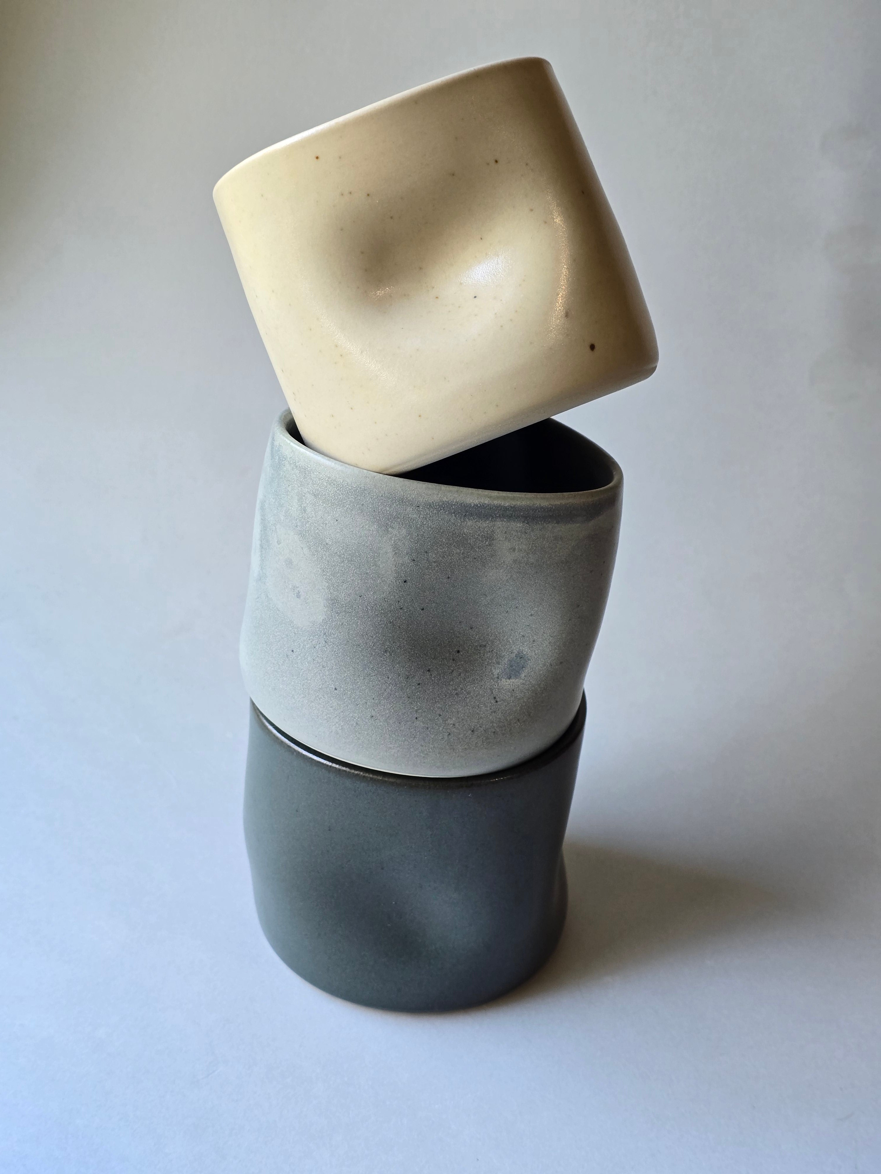 Mugs and cups