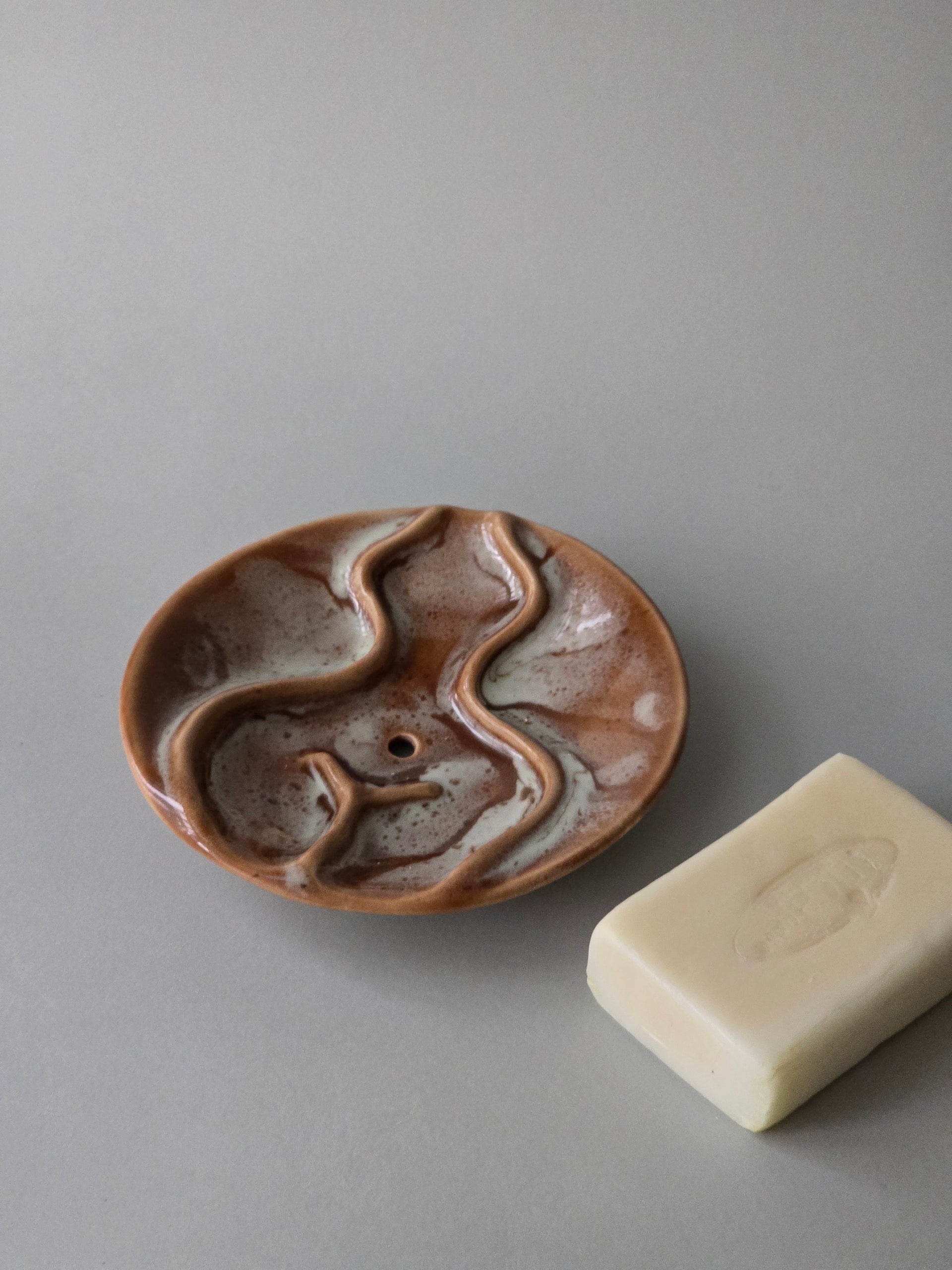 The Sculpted Soap Dish in Caramel Sundae
