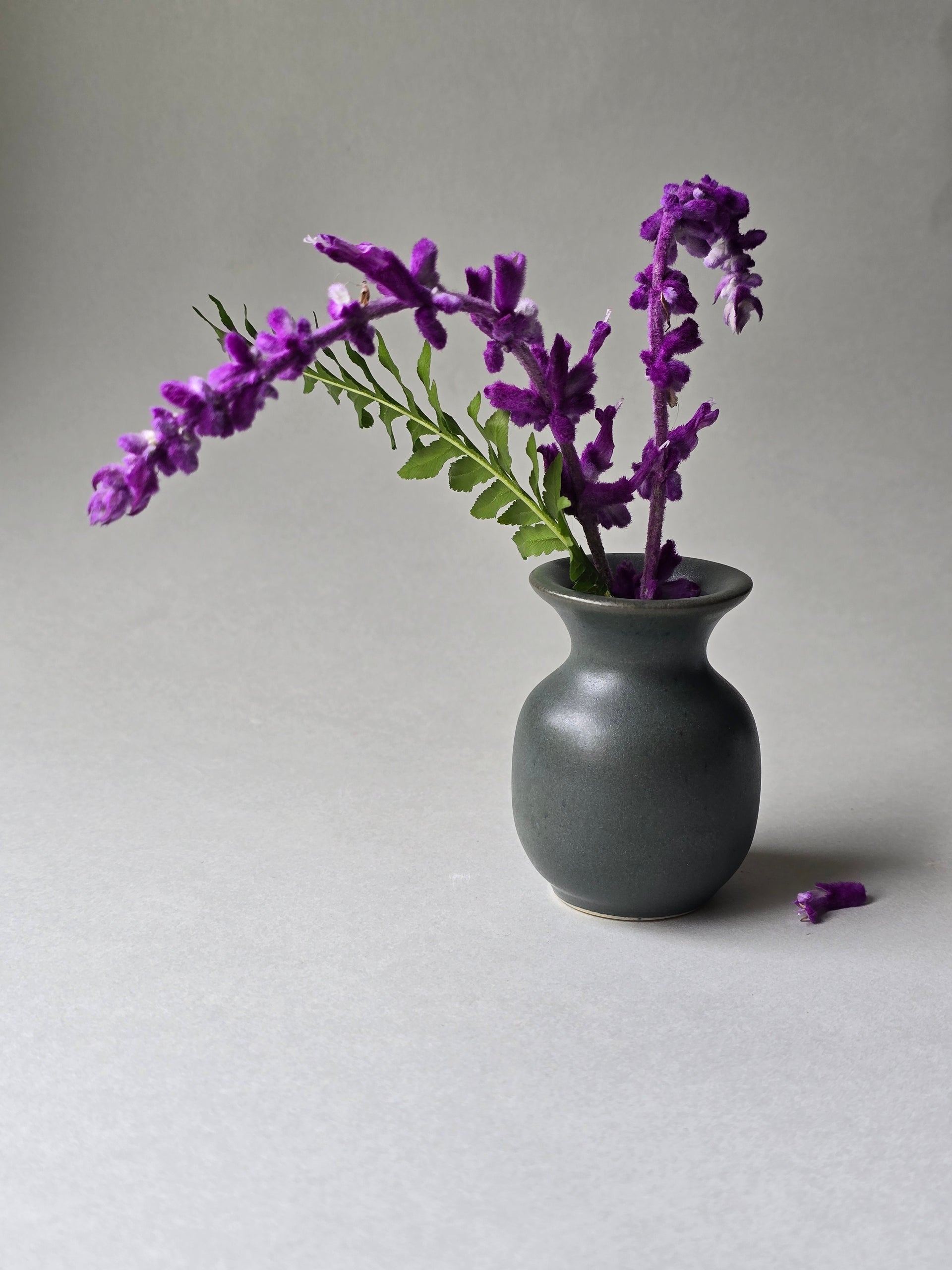 Mini Vase 2