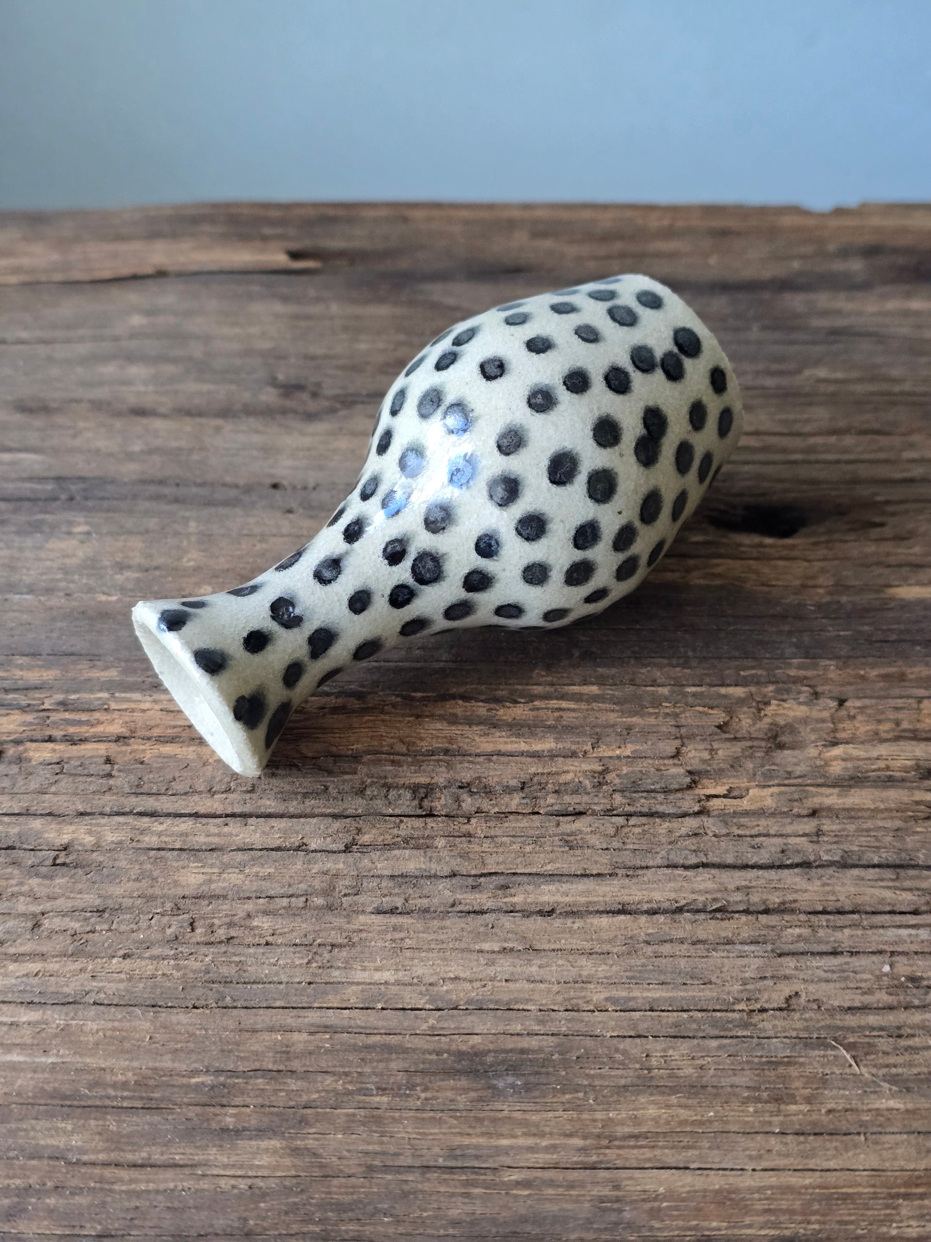 Mini vase 16