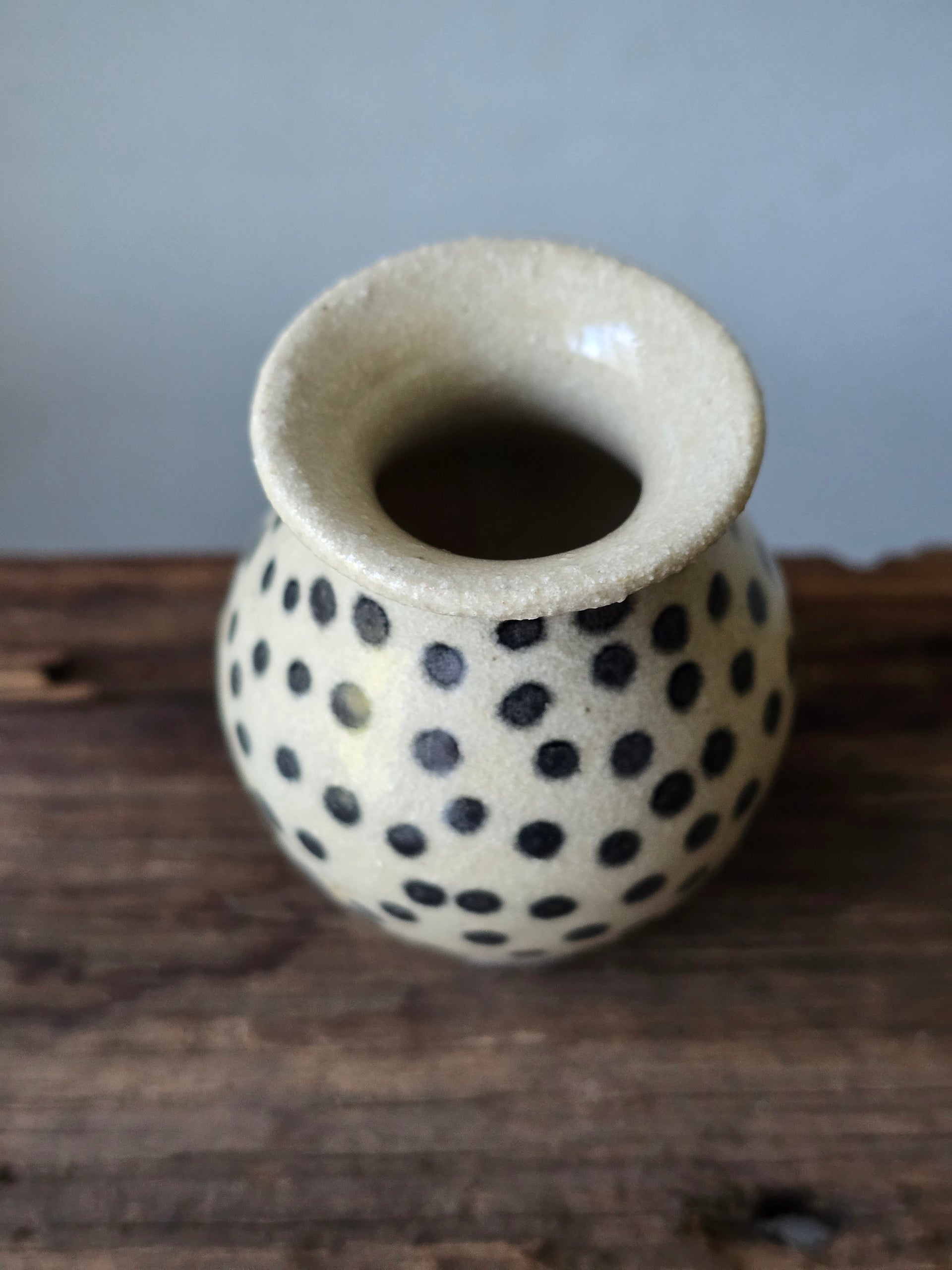 Mini vase 23