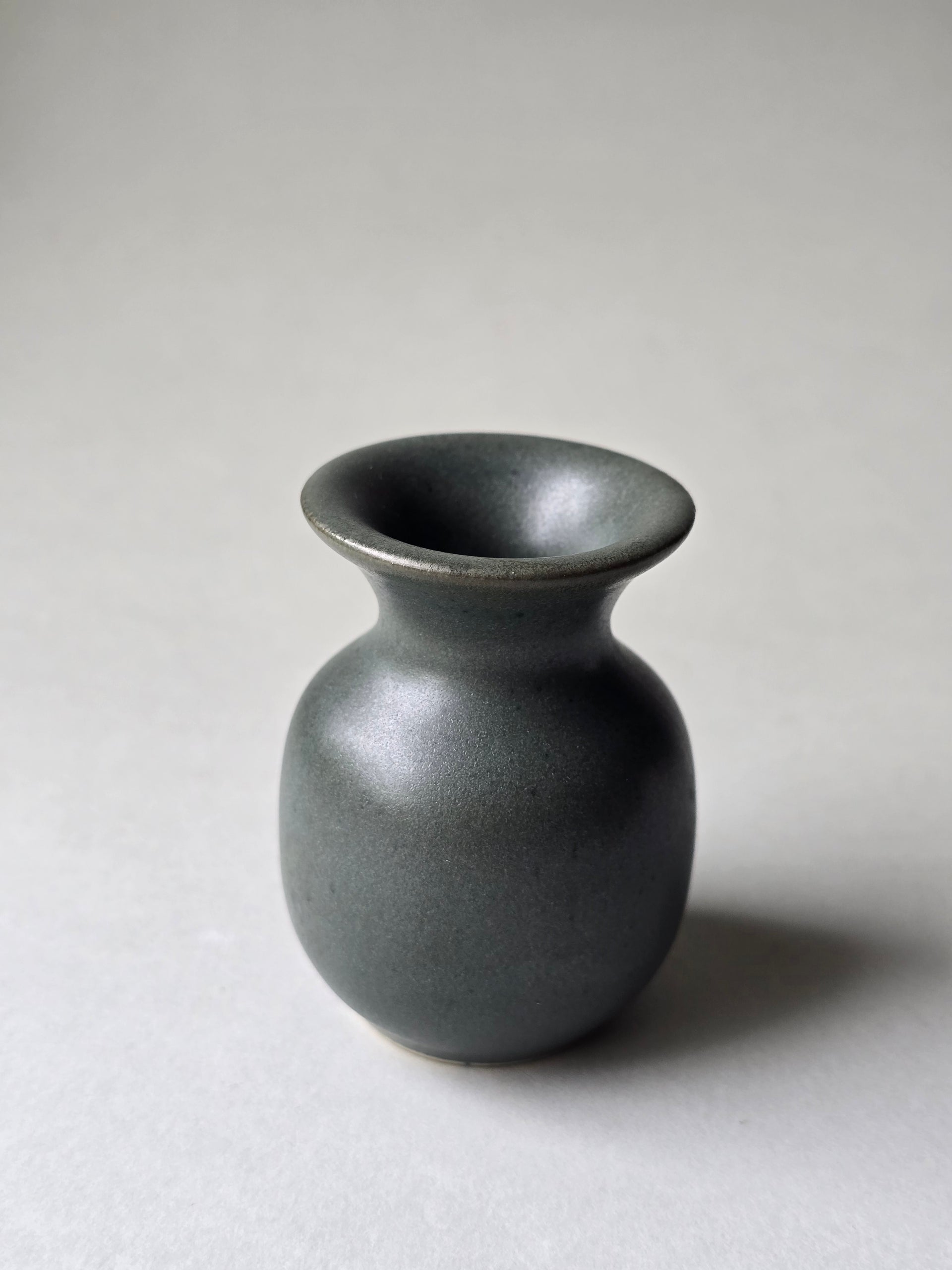 Mini Vase 2