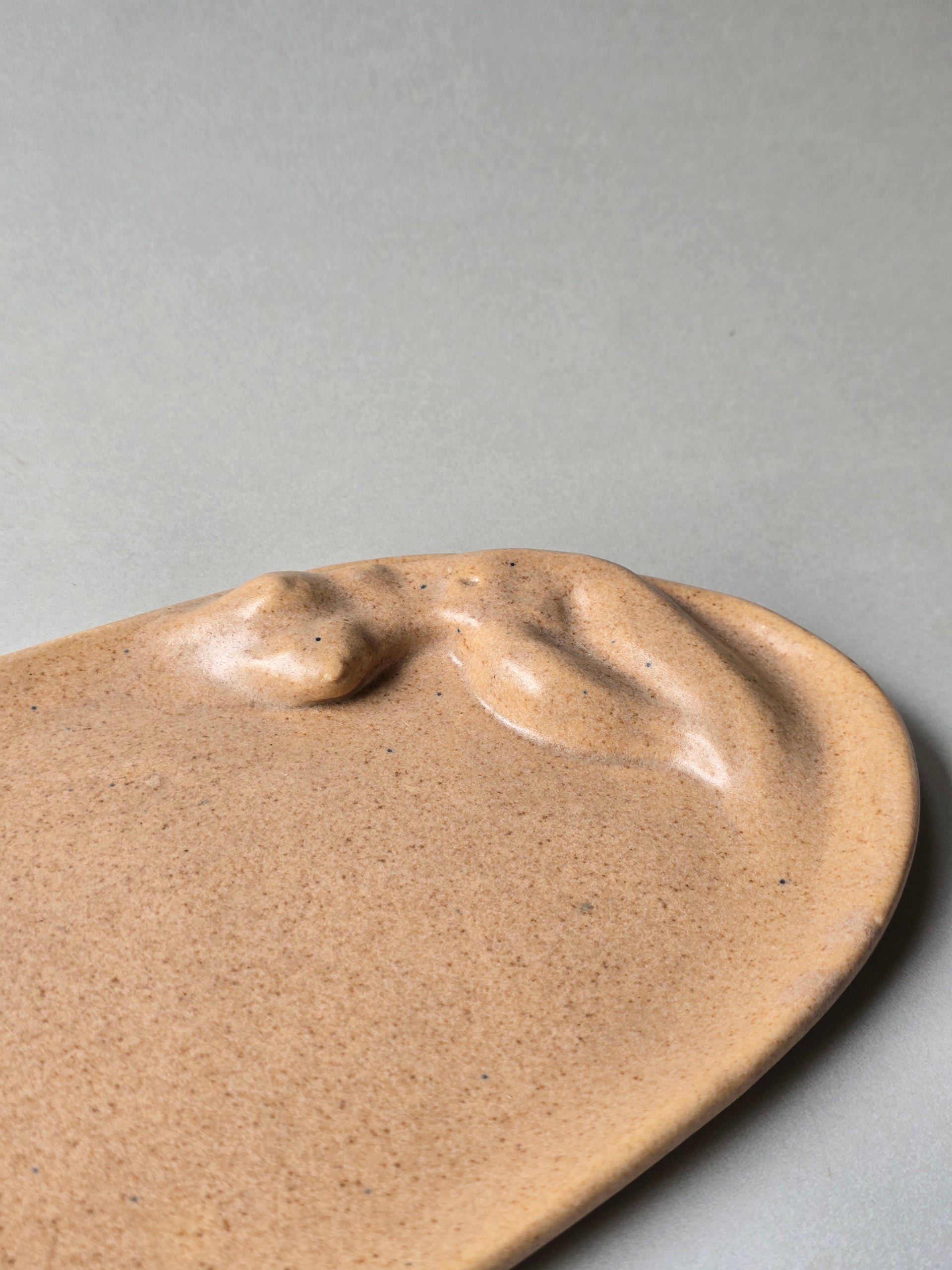 Sculptural platter
