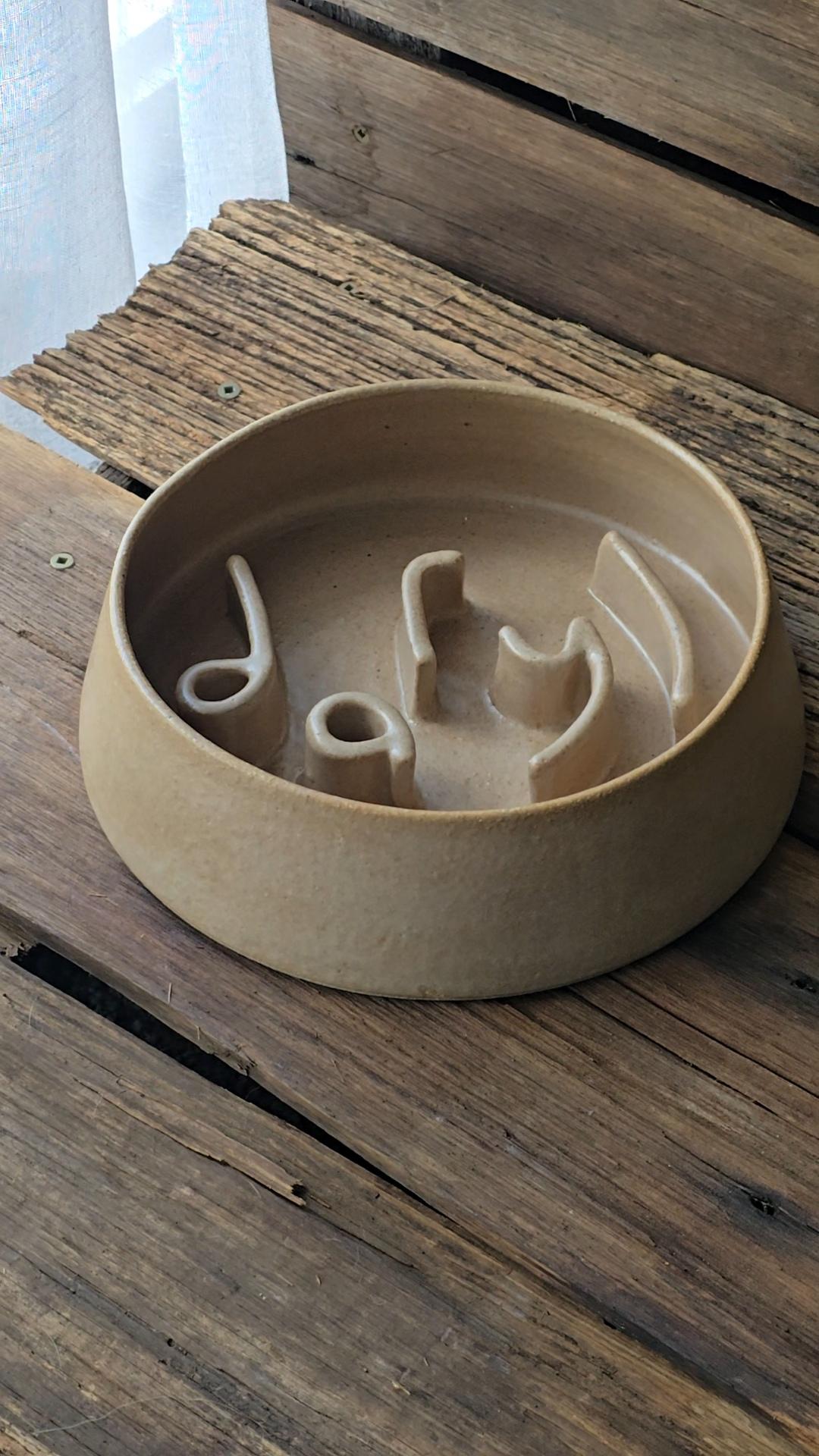 Personalised Slow-Feeder Pet Bowl in Honey