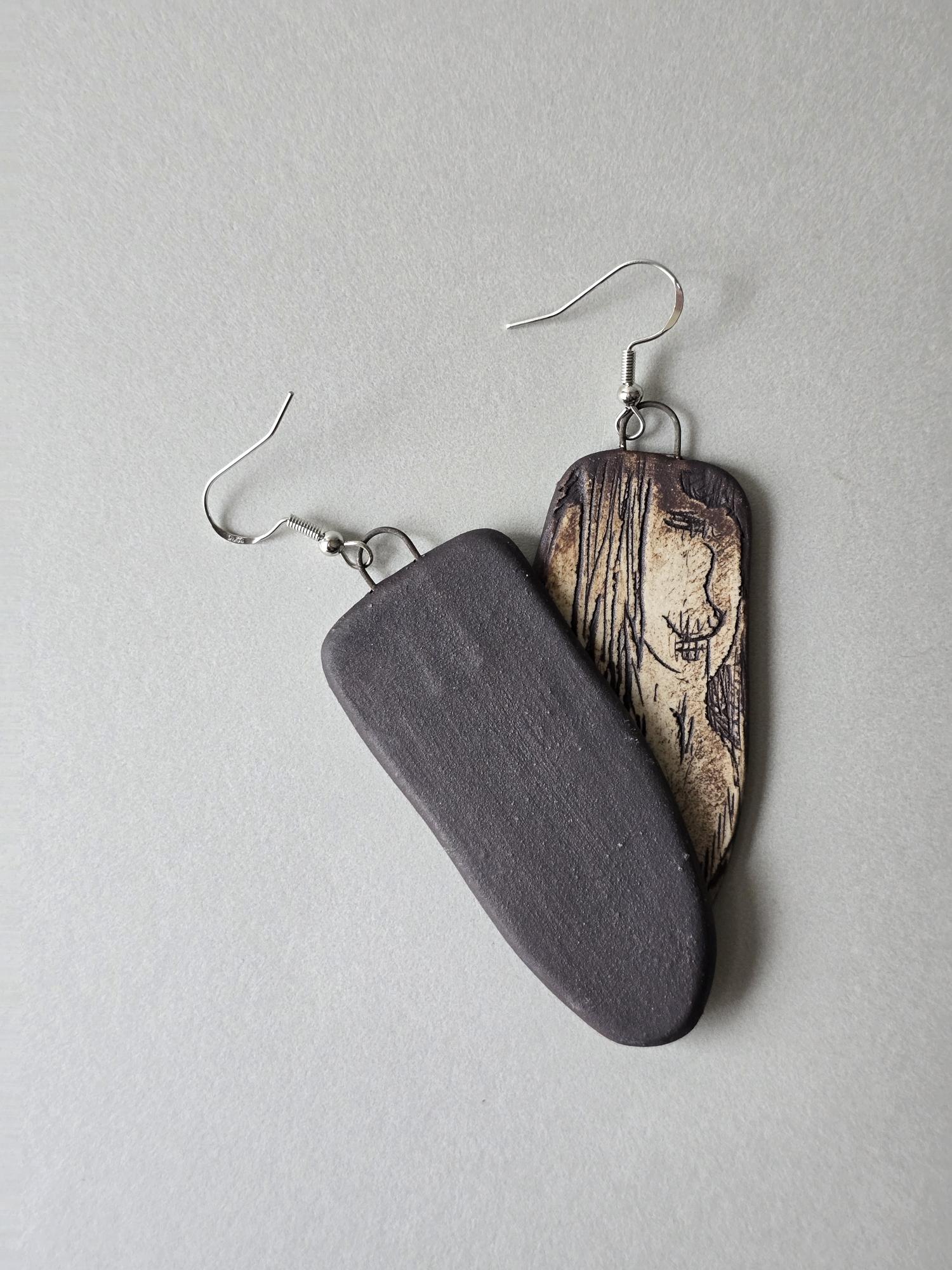 Eva's Poise in Dark Brown